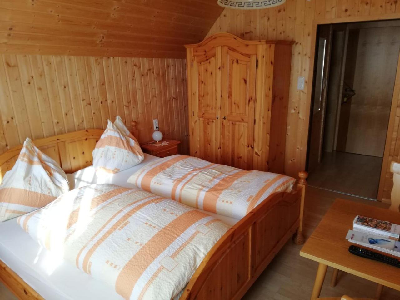 Hotel Raffelwirt à Deutschgriffen Extérieur photo